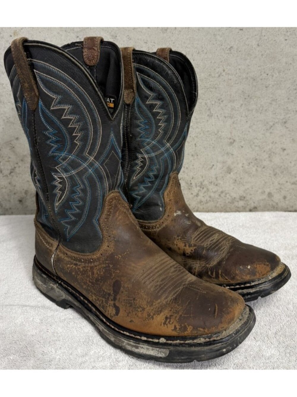 Ariat Work Boot ASTM F2892-18 EH Electrical Standard - Slip Resistant - Mens 11D